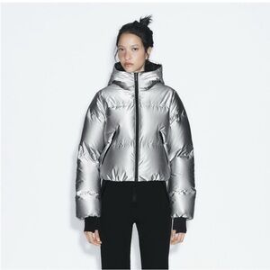 ZARA SKI WINDPROOF WATERPROOF RECCO
TECHNOLOGY DOWN PUFFER JACKET SKI COLLECTION